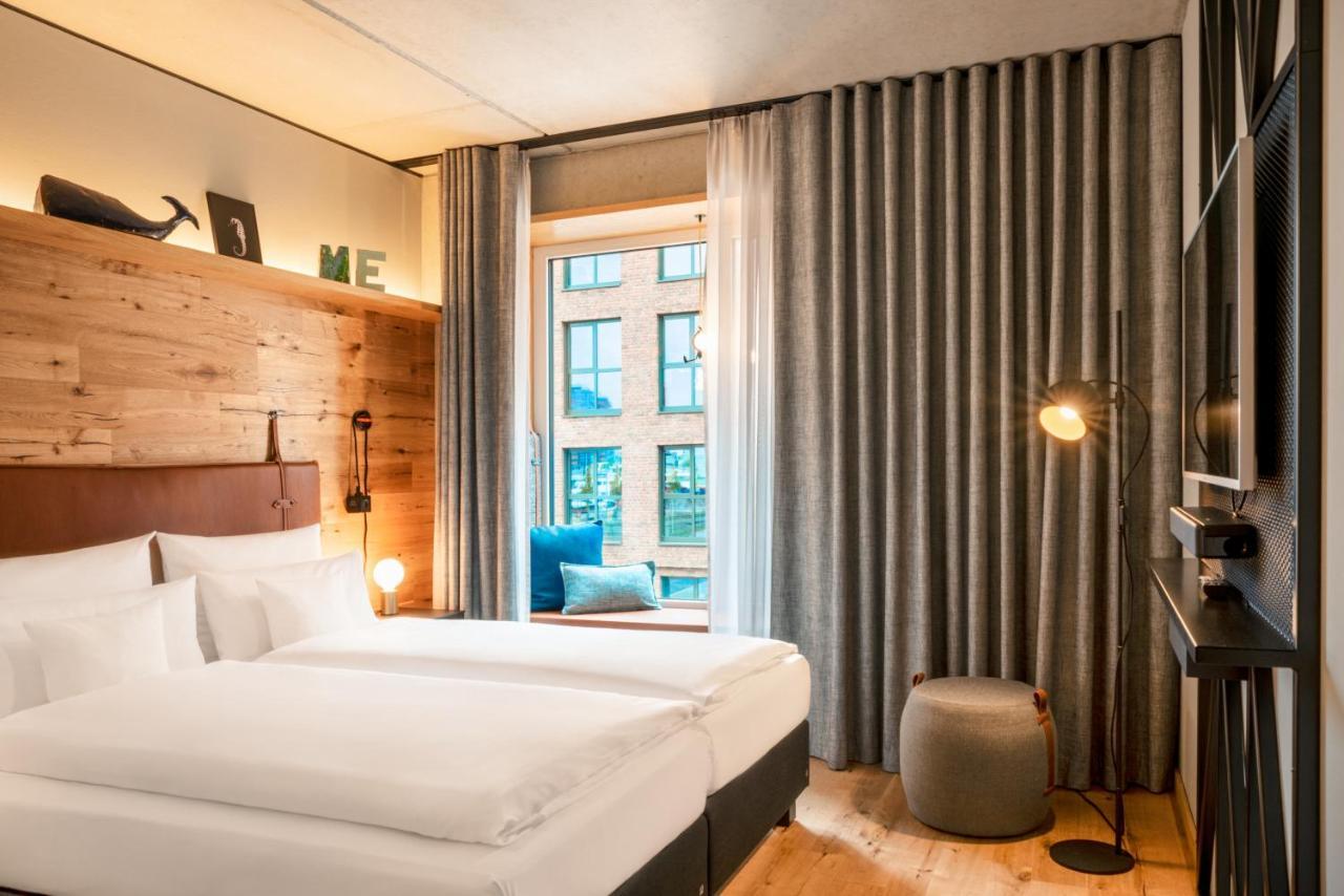 Me And All Hotel Kiel, By Hyatt Bagian luar foto