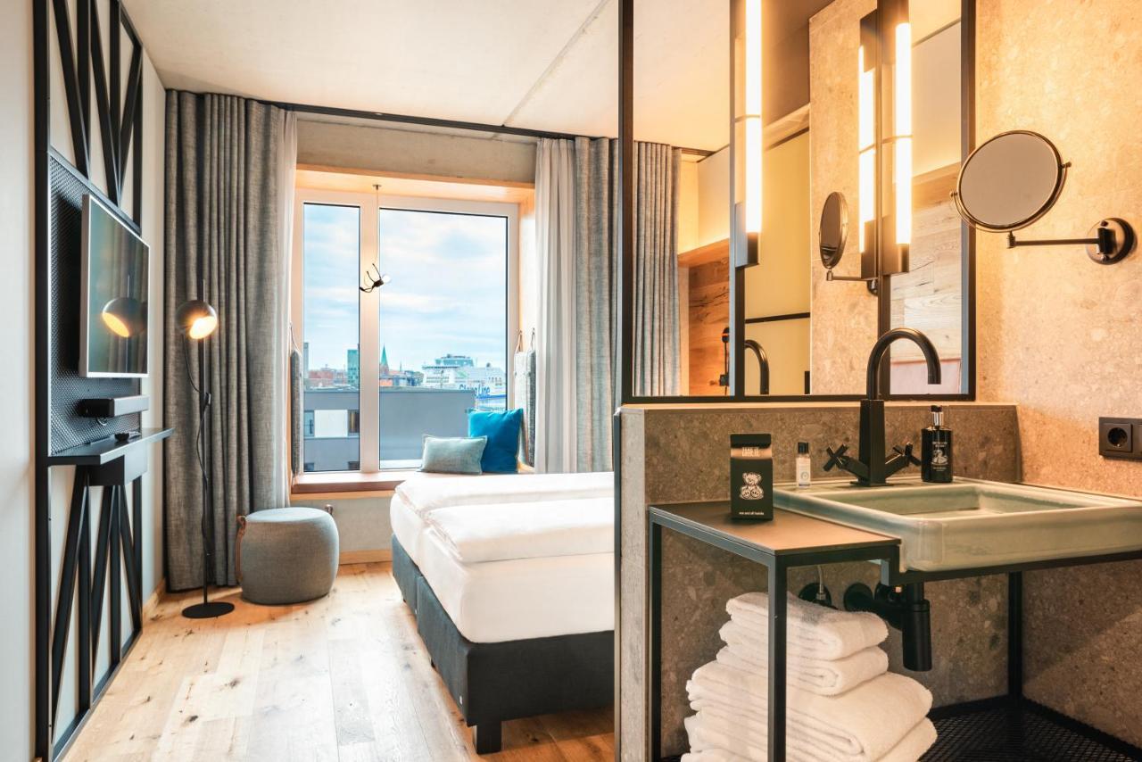 Me And All Hotel Kiel, By Hyatt Bagian luar foto